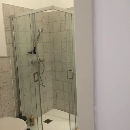 ゲストハウス Les 3 Pigeons ブレシュイール