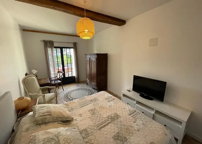 Les 3 Pigeons 3* Bressuire