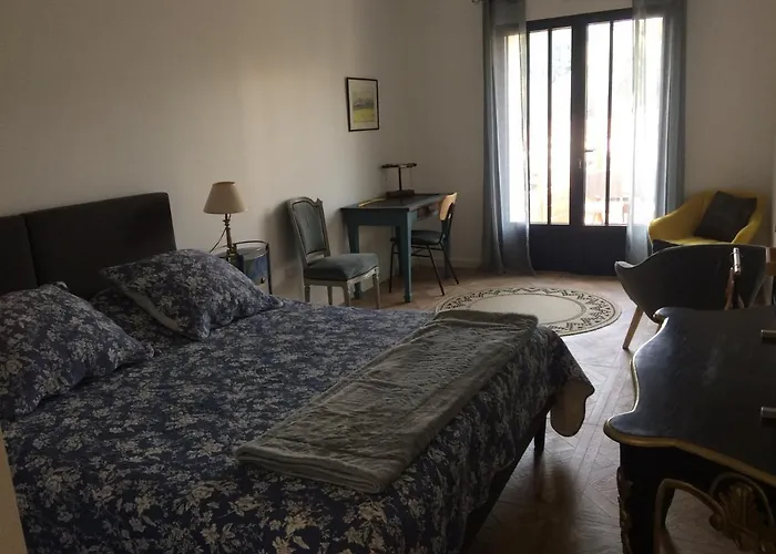 Les 3 Pigeons Gasthof 3*