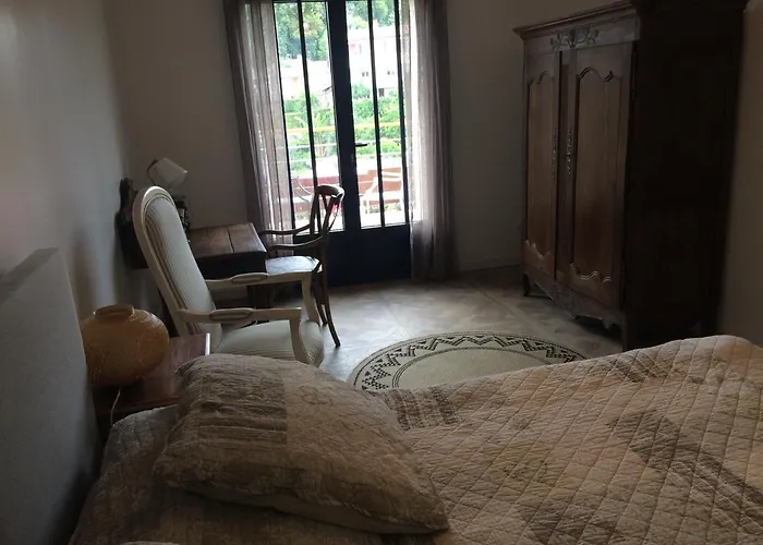 Les 3 Pigeons Gasthof Bressuire